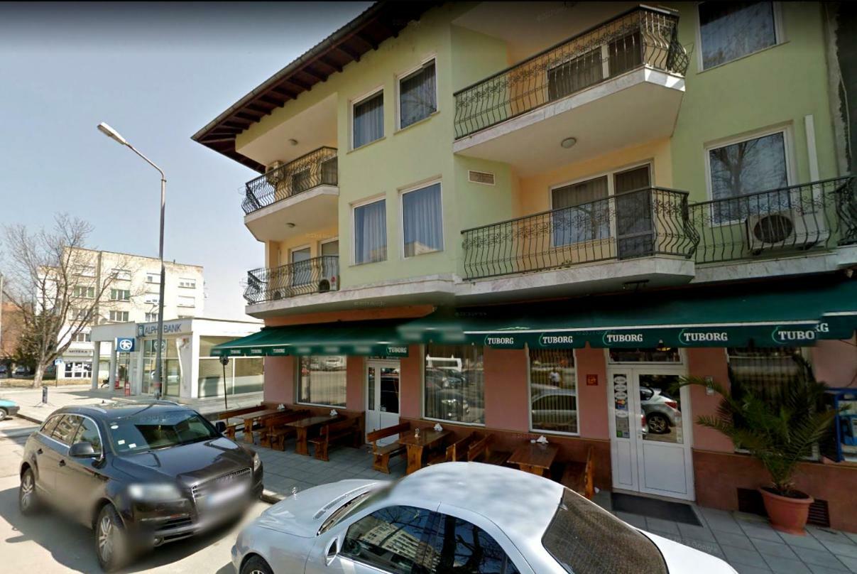 Family Hotel Odessa Sewliewo Exterior foto
